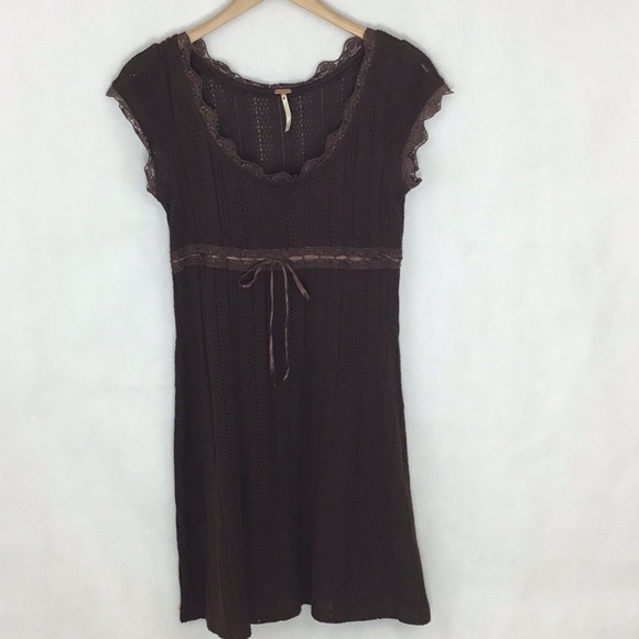 Free People Dresses & Skirts - FREE PEOPLE Brown Crochet Lace/Ribbon Dress
